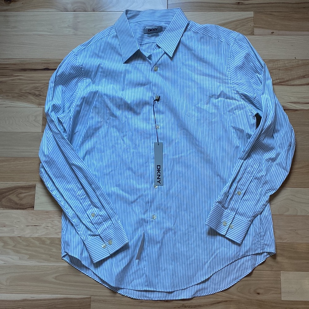 DKNY men’s button down dress shirt